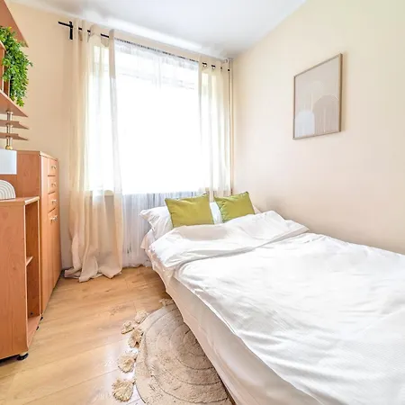 Kosciuszki Comfort Apartment By Bookinghost